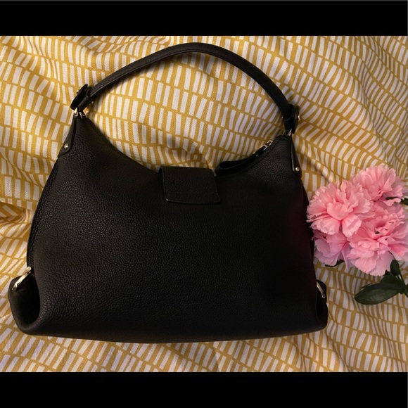 Salvatore Ferragamo leather handbag - Picture 4 of 12